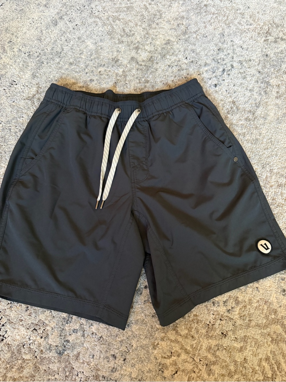 Vuori- Men's Black Performance Drawstring Shorts